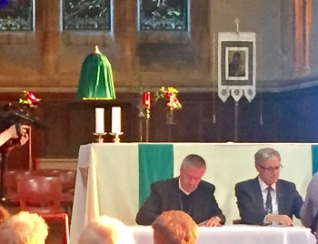 Signing TiHx350